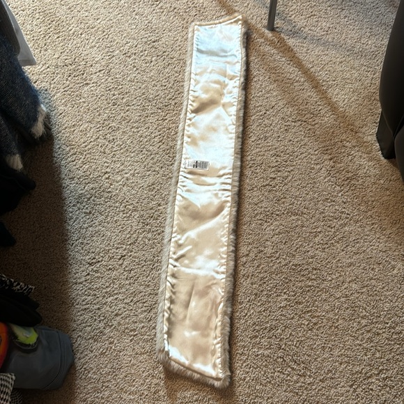 Fur wrap - Picture 3 of 4